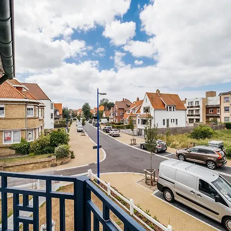House In Near The Sea And Shops, Cleaning Included *